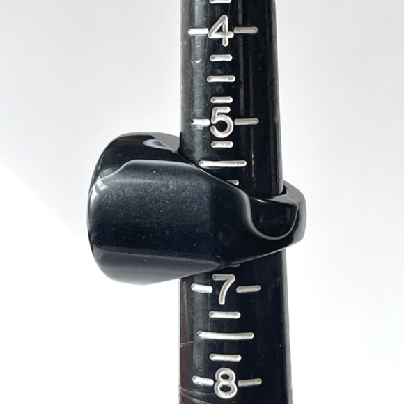 Vintage Size 6.25 Lucite Ring Chunky Flat Top Dome Black Swirl Unisex Geometric - Picture 11 of 13